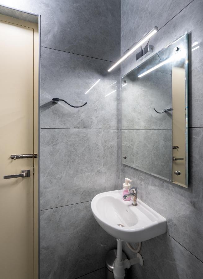 The Silver Chimes Suites Bangalore Dış mekan fotoğraf